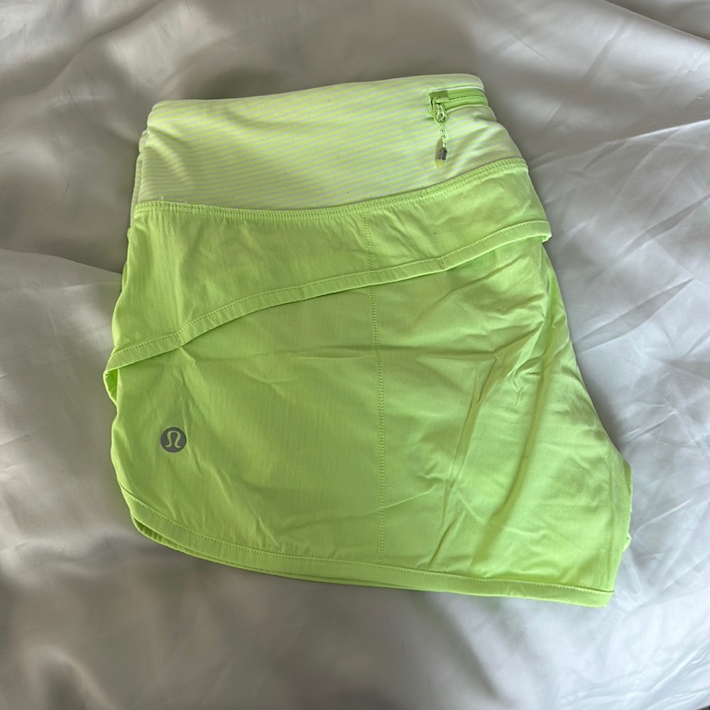 LULULEMON Speed Up 2.5” Short